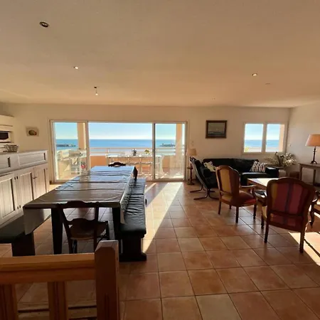 Flo Vue Villa